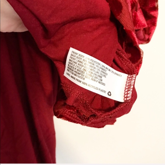 2X LEFT! Ava & Viv Velvet Embossed Tunic Blouse - Picture 5 of 6